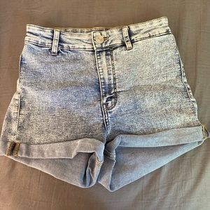 H&M short denim jeans